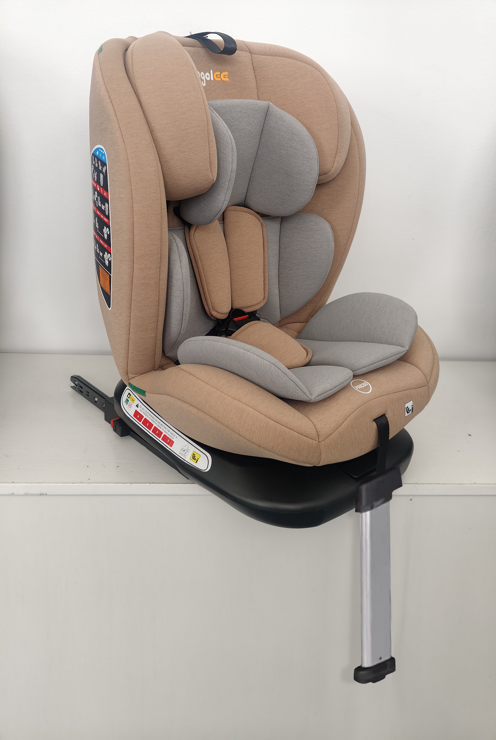 Ogolee để ra mắt ghế ô tô 40-150cm sáng tạo với chân hỗ trợ vào tháng 7, cung cấp giá trị chưa từng có